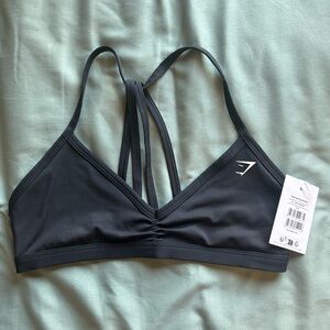NWT GYMSHARK BLACK MINIMAL SPORTS BRA SIZE MEDIUM